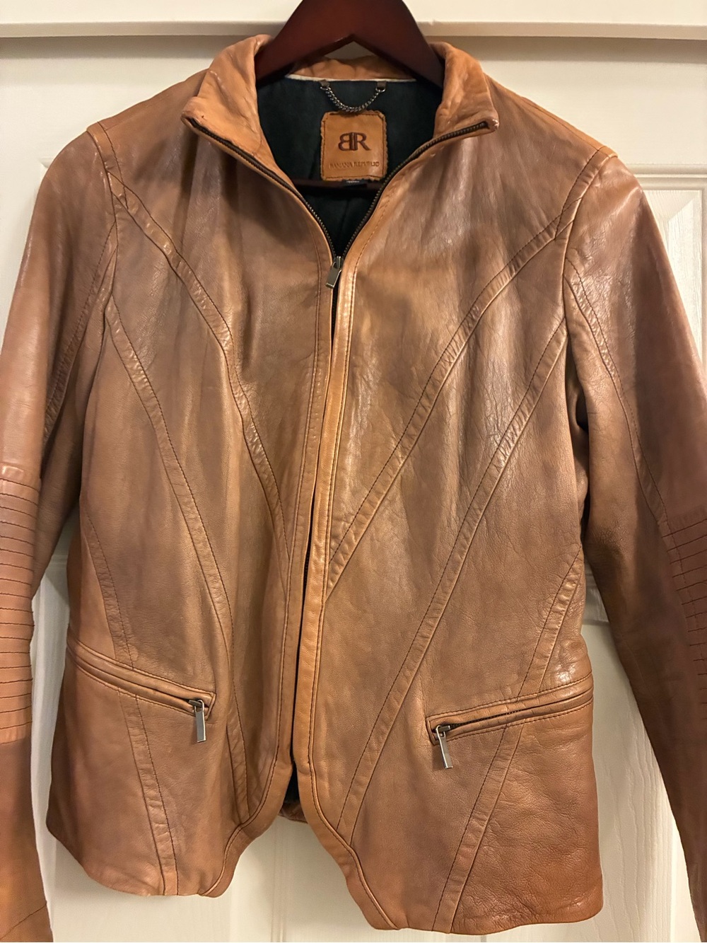 Banana Republic Tan/Brown Women Leather Zip-Front Jacket. Size Small/Medium. - Picture 9 of 16